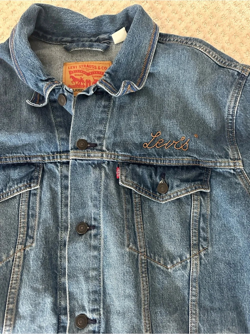 Levi's Men's Medium Blue Denim Jacket with Chest Pockets